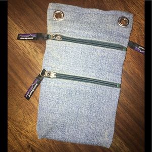 Vintage Patagonia denim 3 pocket cross body bag